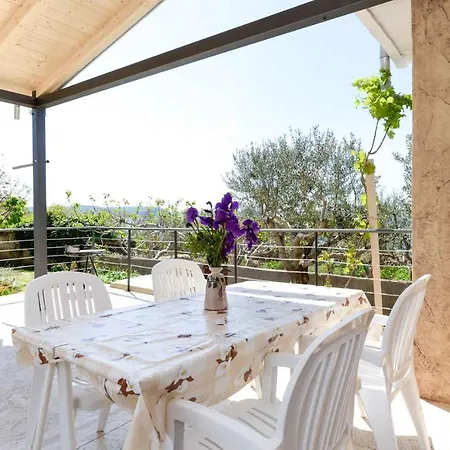 In - Zadar Riviera 41400 Apartman *